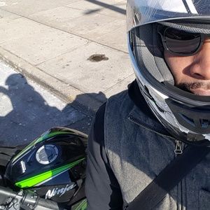 Meet your Posher, Eric